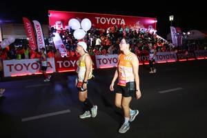 BIB: 1905
                            <button type="button" onclick="openModal(23008372)" class="btn btn-primary btn-sm float-right btn-popup" data-toggle="modal" data-target=".modal-high-quality">
                        <i class="fas fa-shopping-cart"></i> Add to Cart
                    </button>
                                            <button type="button" onclick="isThisMe(23008372, true)" class="btn btn-success btn-sm float-right btn-popup btn-isme hidden" data-toggle="tooltip" data-placement="bottom" title="นี่คือรูปของคุณใช่ไหม คลิกที่นี่เพื่อเอาเข้าอัลบั้ม">
                        <i class="fas fa-plus"></i> Add to album
                    </button>
                    <button type="button" onclick="isThisMe(23008372, false)" class="btn btn-warning btn-sm float-right btn-popup btn-isnotme hidden">
                        <i class="fas fa-ban"></i> Remove from album
                    </button>